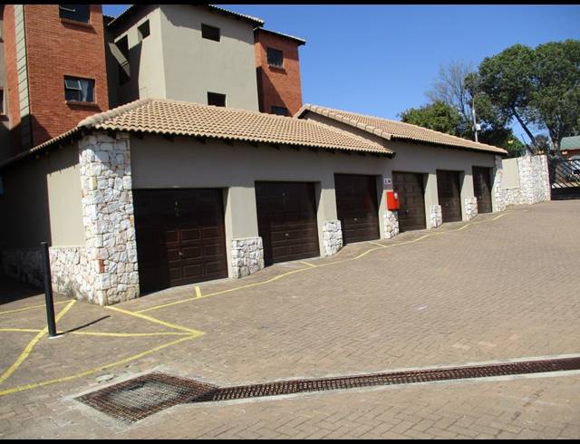 2 BEDROOM APARTMENT FOR SALE IN WILRO PARK